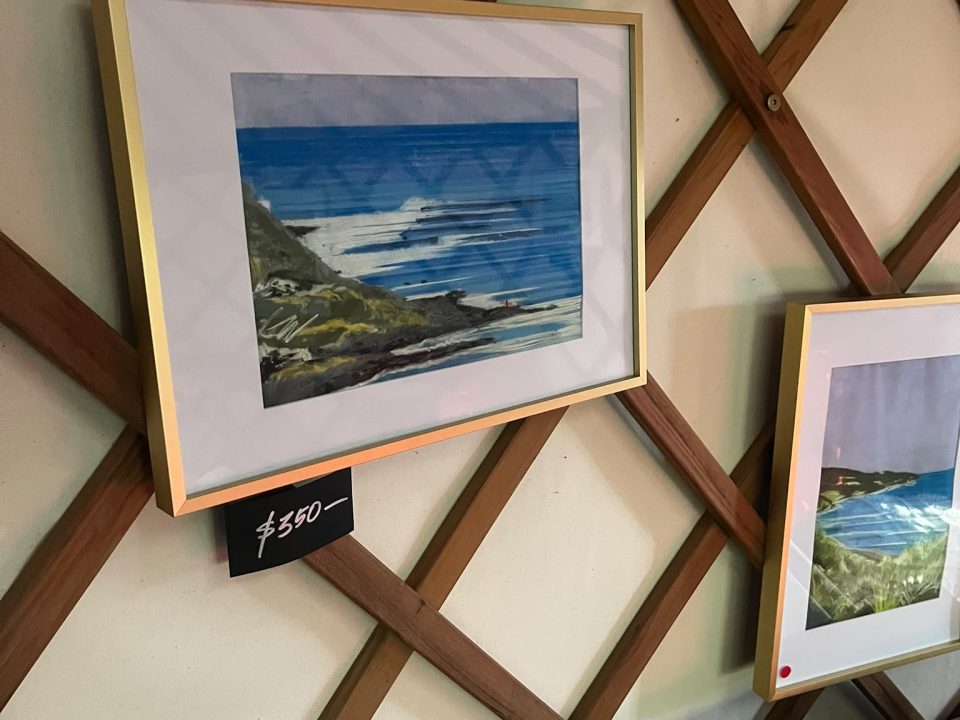 gallery-item